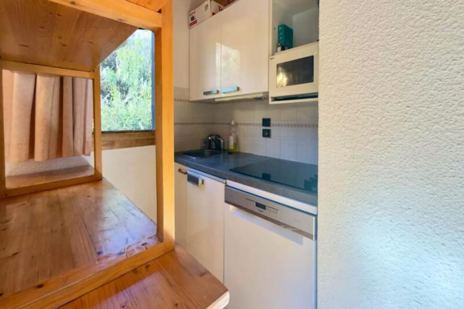 Les Asphod&egrave;les 18-Niet-getagd