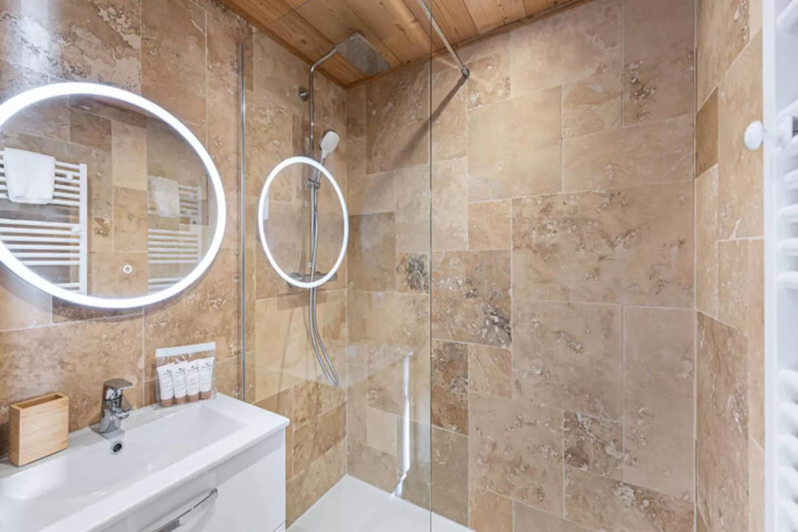 Résidence OrsiÈre - Niet-getagd