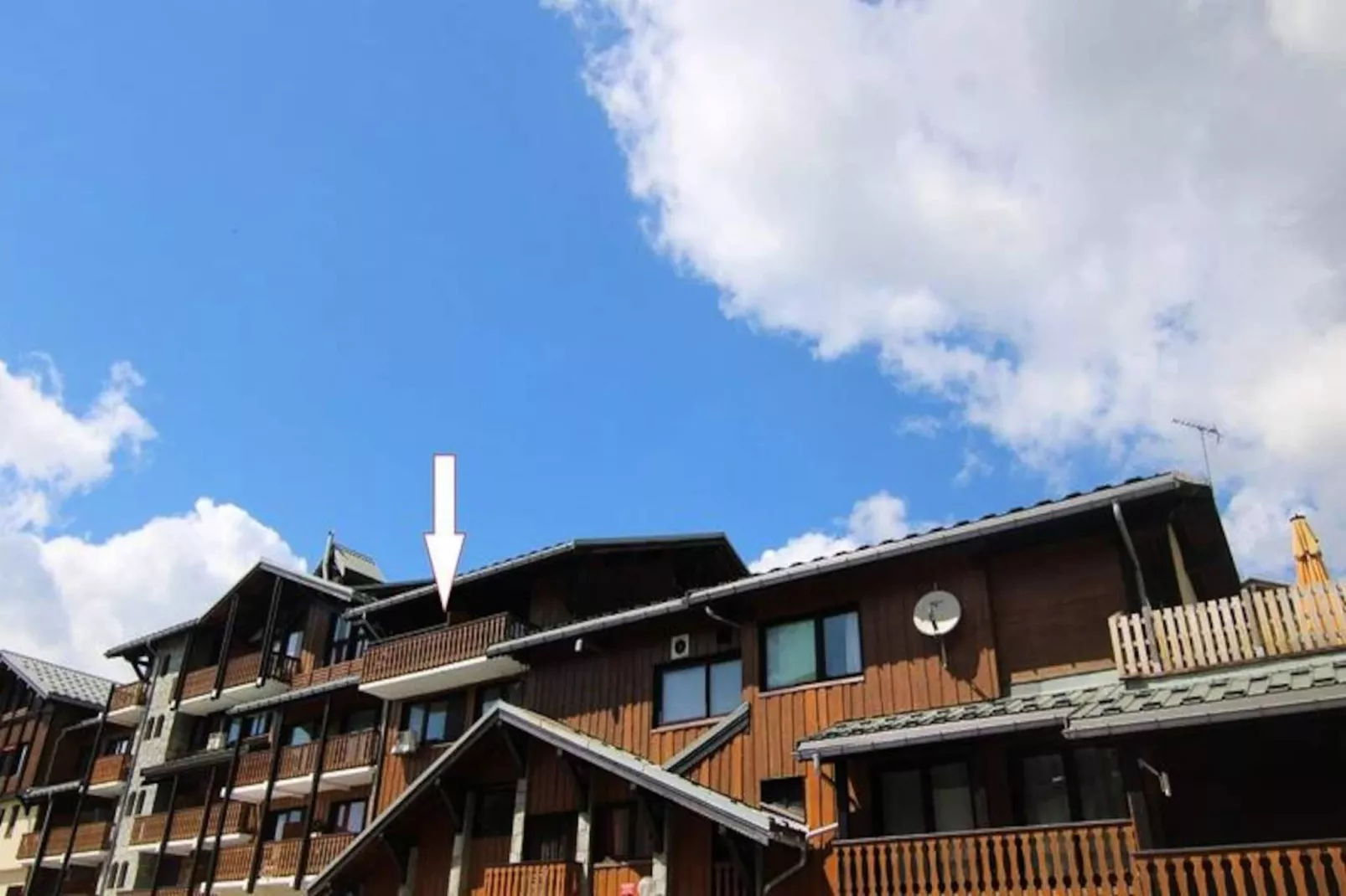 Résidence C.commercial Le Tavaillon-Niet-getagd