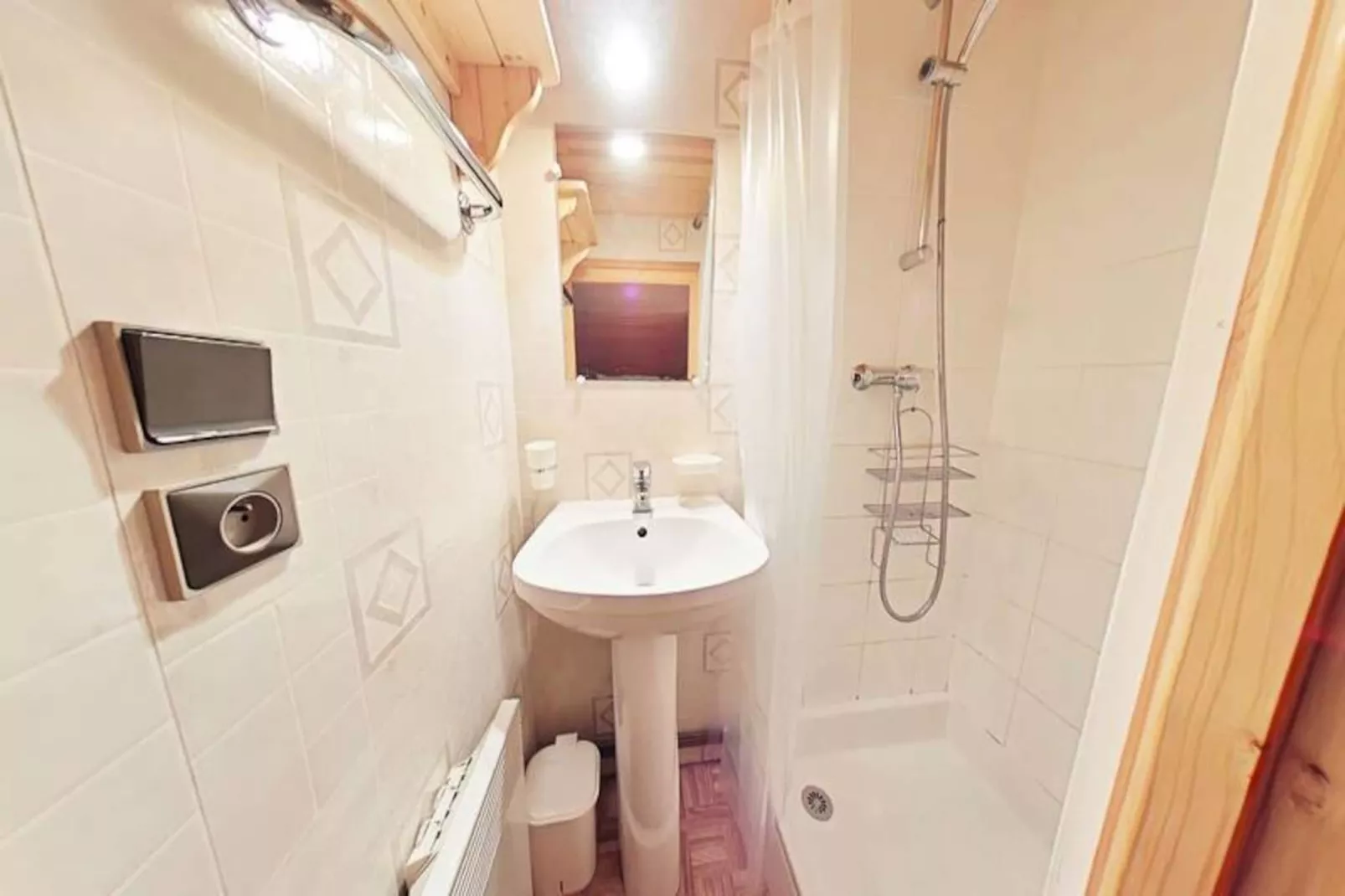 Résidence Chantoiseau-Niet-getagd