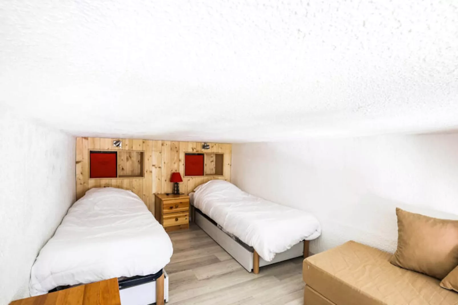 Résidence Pierre Blanche-Niet-getagd