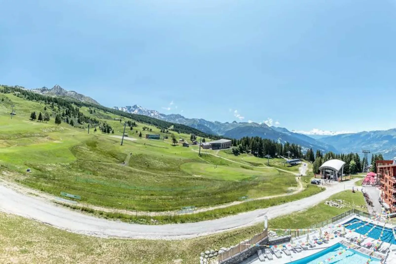 Résidence Les Monarques-Niet-getagd