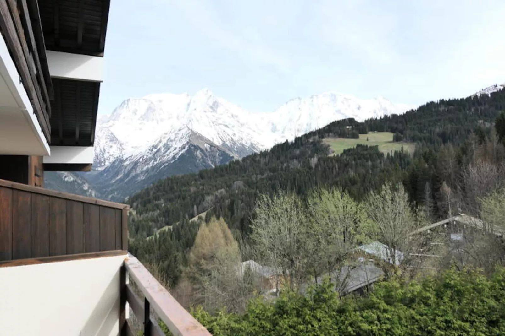 Résidence Amethyste-Niet-getagd