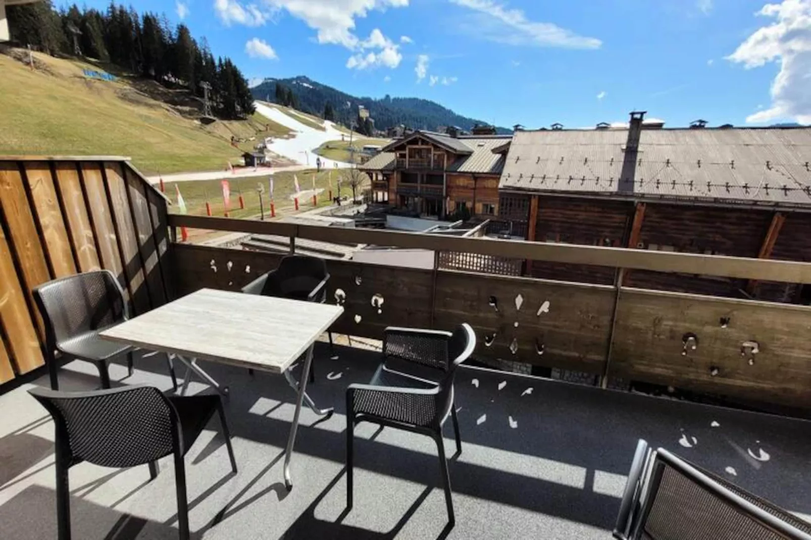 Résidence Cry De Lys-Niet-getagd