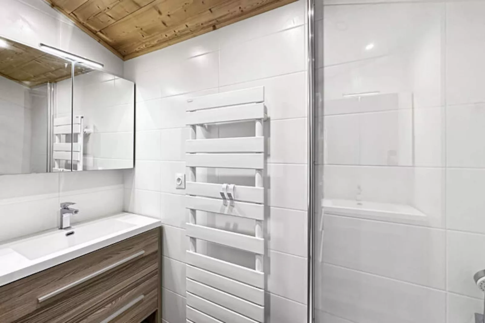 Appartements à Les Carroz-d'Arâches-Niet-getagd