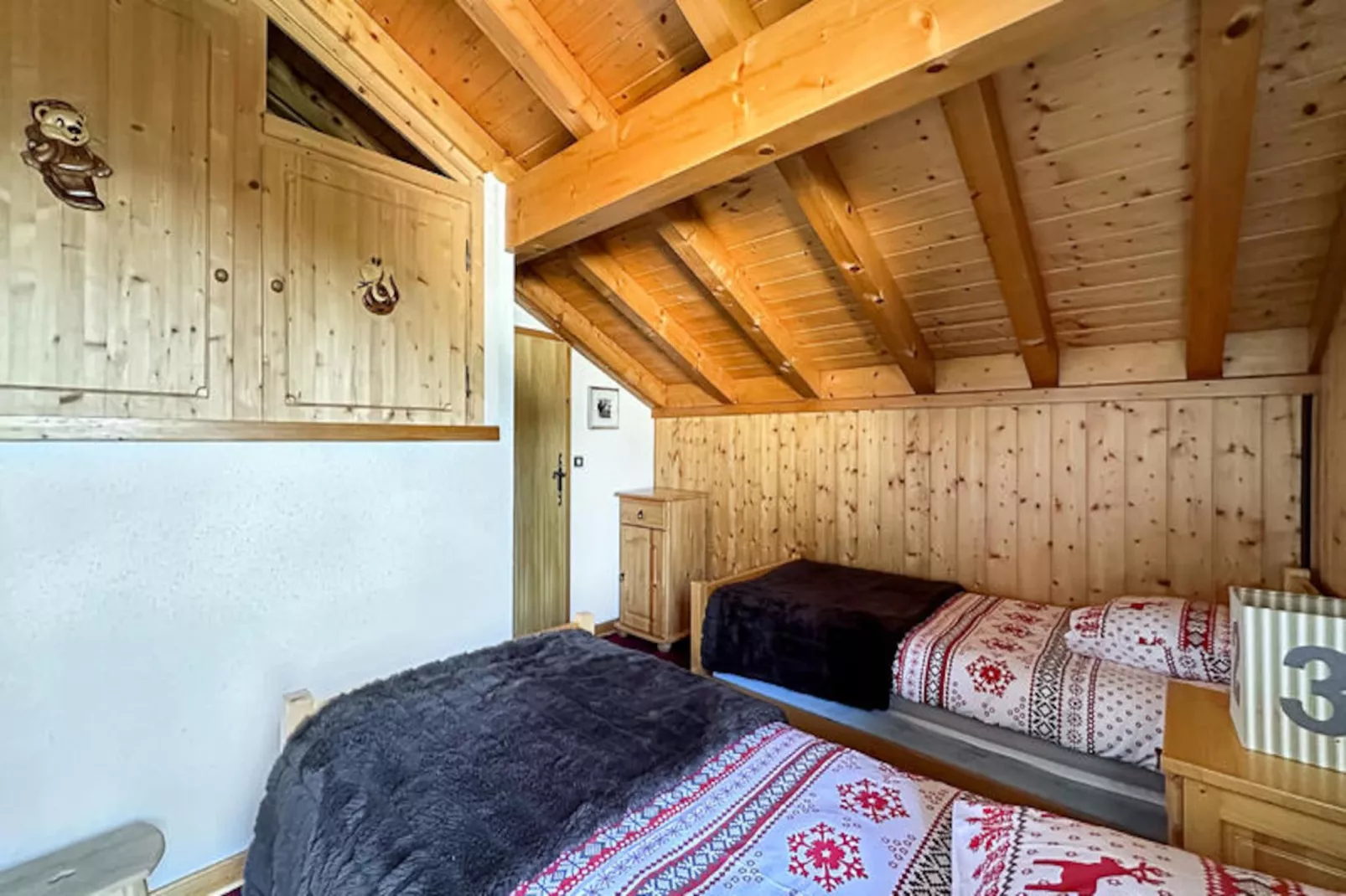 Chalets à Les Carroz-d'Arâches-Niet-getagd
