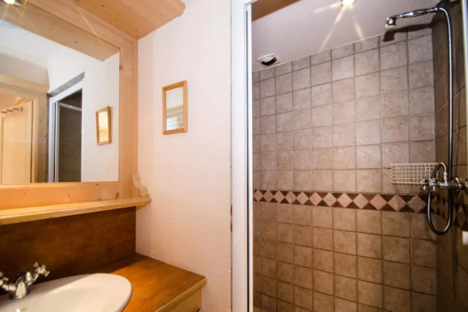 Chalets Du Savoy-Niet-getagd