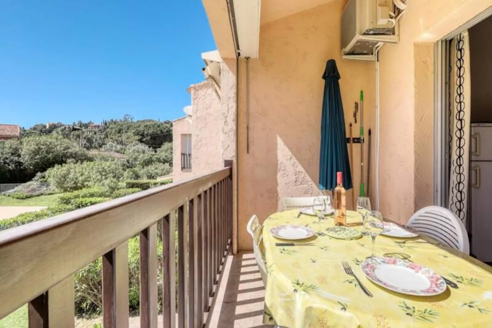 Résidence Accès Direct à La Plage + Résidence Avec Piscine-Niet-getagd