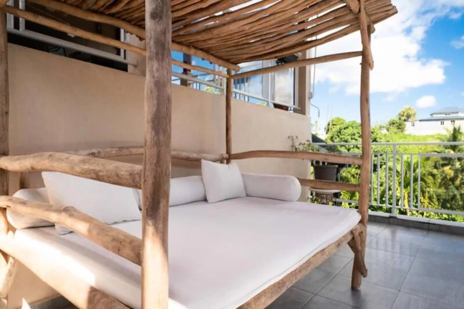 Villa Angerville-Niet-getagd