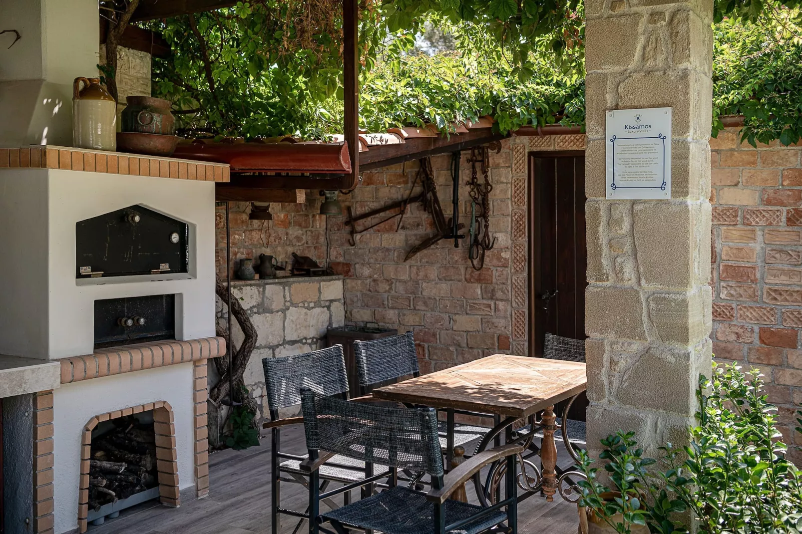 Villa Arhontariki 4prs-Eetkamer