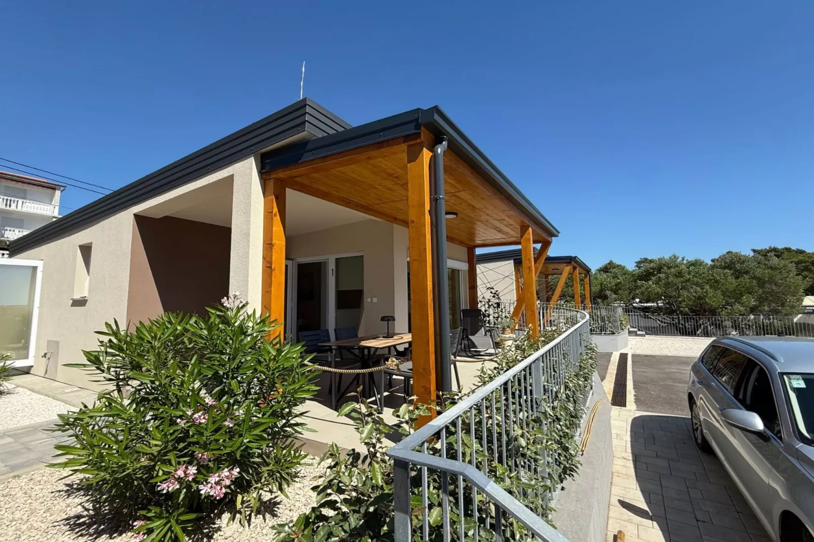 Apartments Arti Homes Rab Banjol - One Bedroom Apartment With Terrace (Arti 1)-Buitenlucht