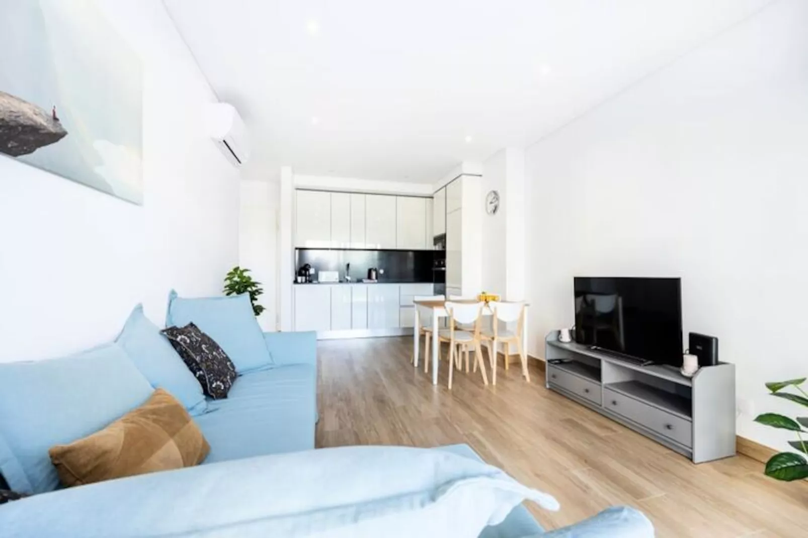 Monte Residence - The Sweet Escape-Niet-getagd