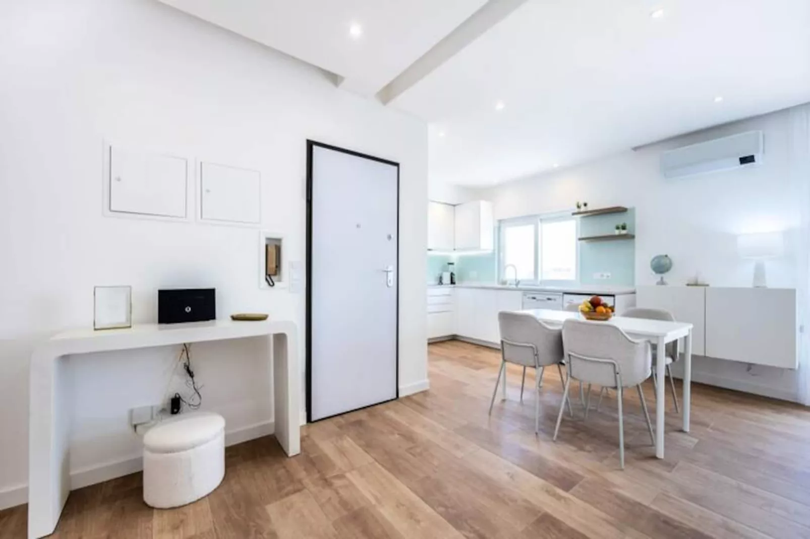 City Centre Ocean View Apartment-Niet-getagd