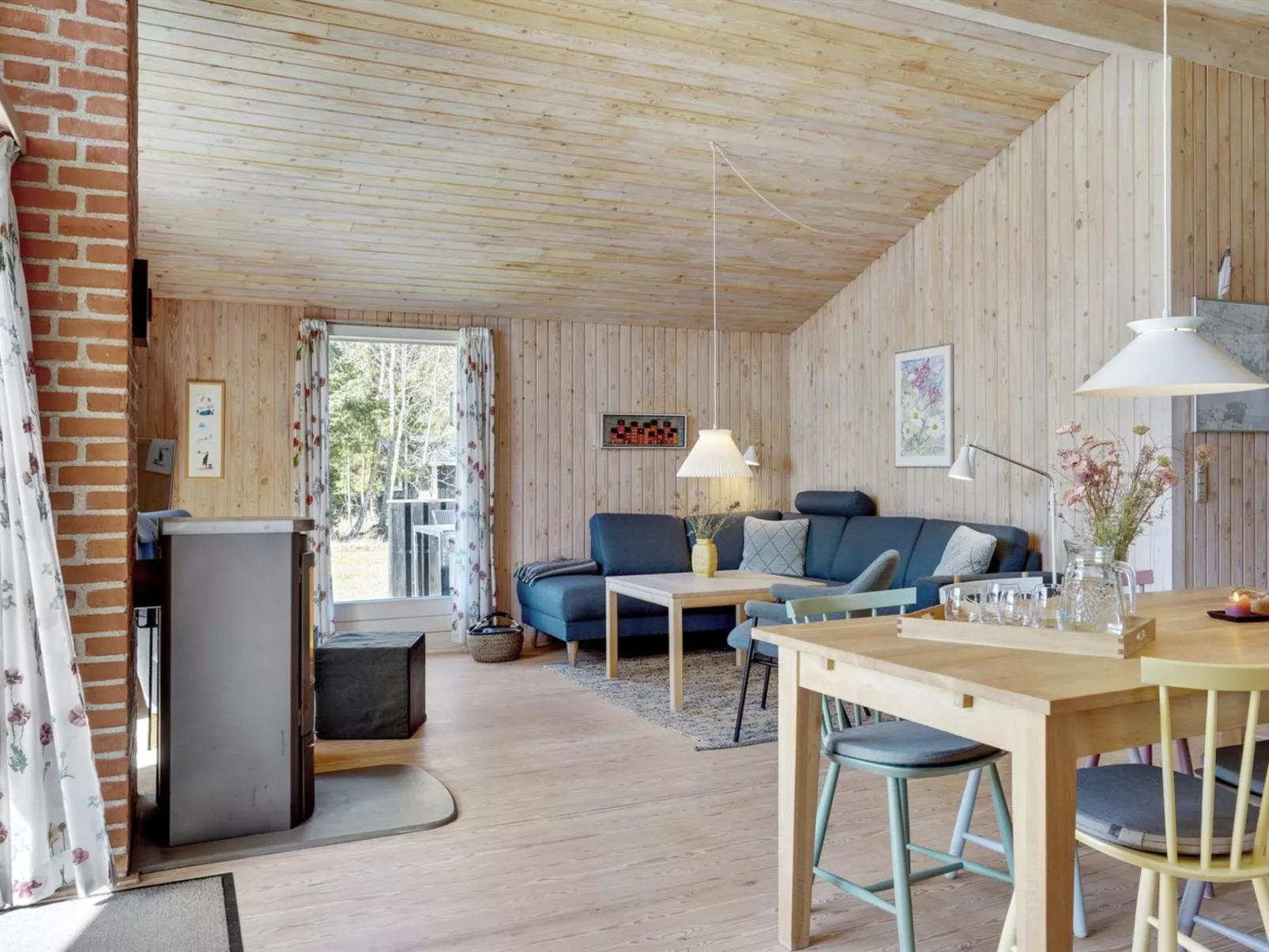 "Mea" -  from the sea-Binnen