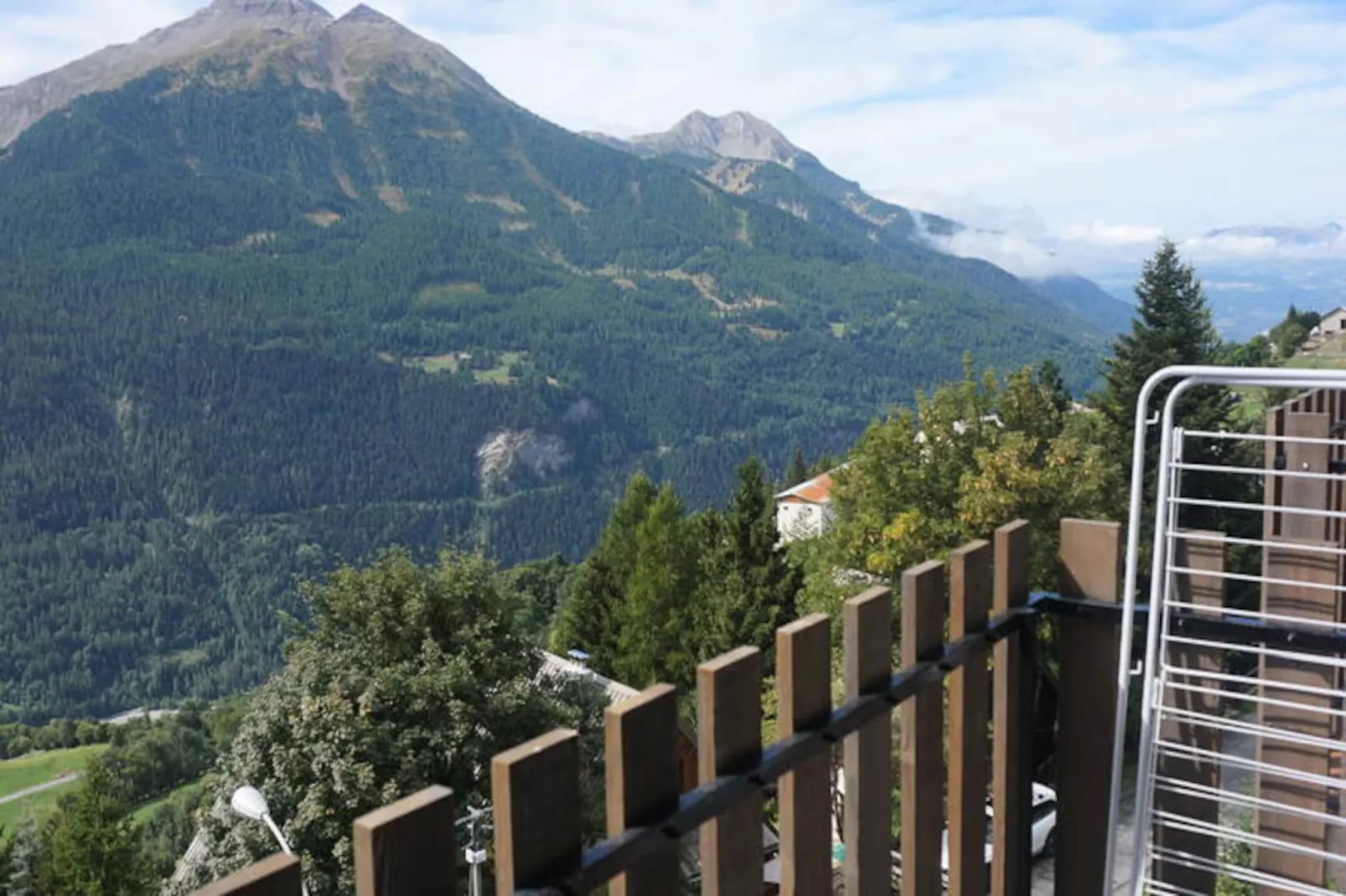 Résidence Piniers-Niet-getagd