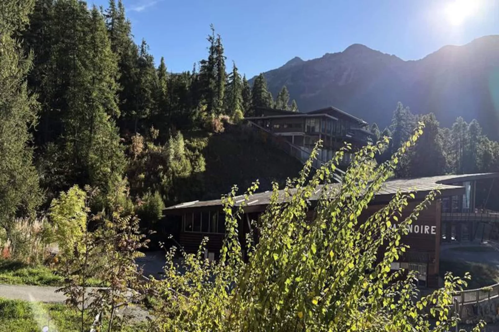 Résidence Balcon Orres-Niet-getagd