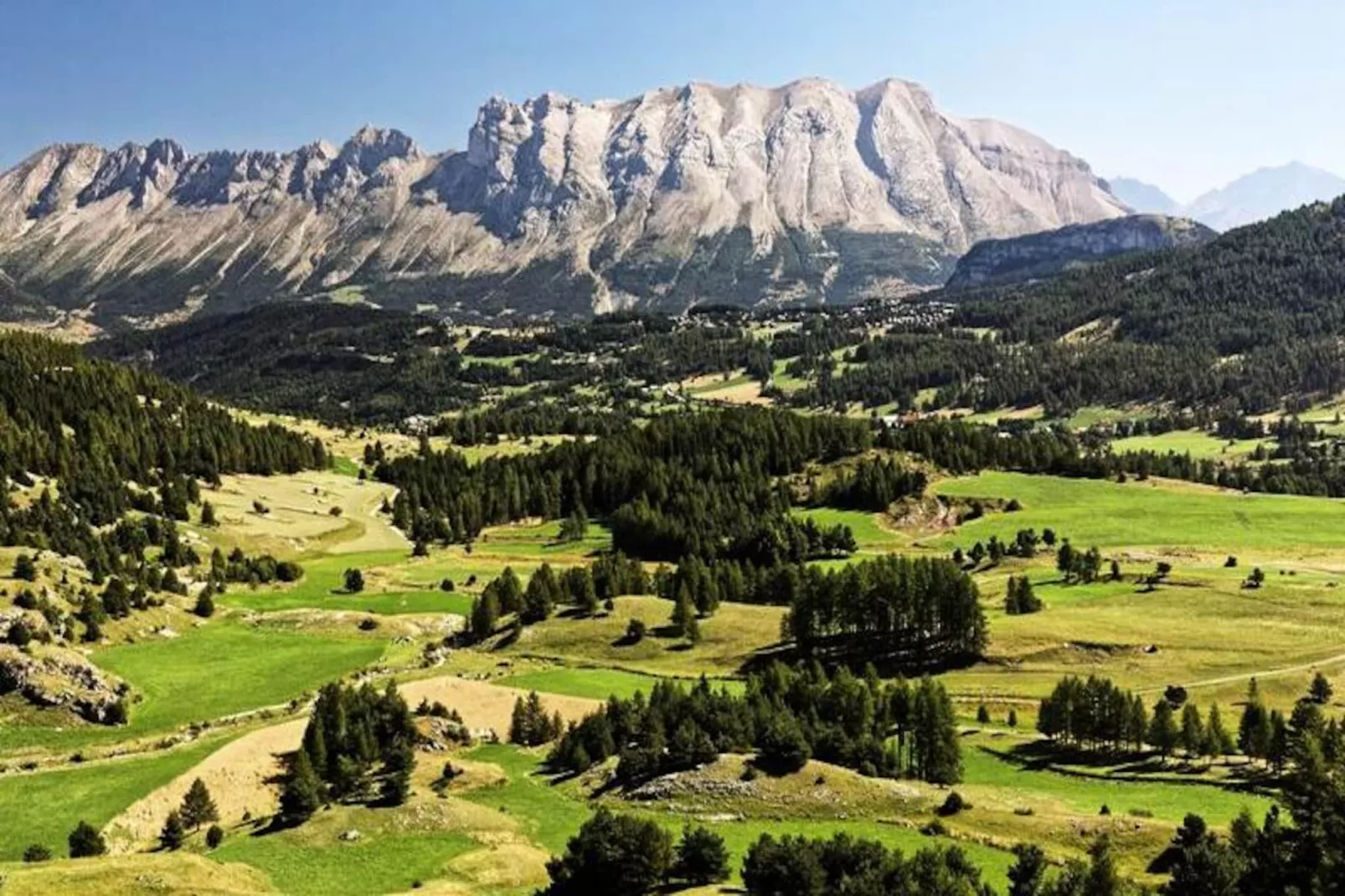 Résidence Le Bois D'aurouze-Niet-getagd