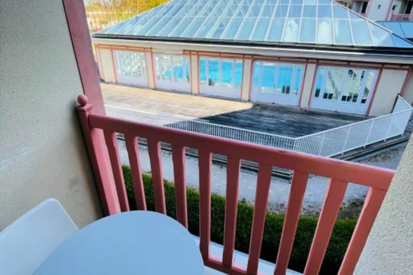 Résidence Charmant Appartement Pour 5 Pers Avec Piscine, Parking Et Tennis-Niet-getagd