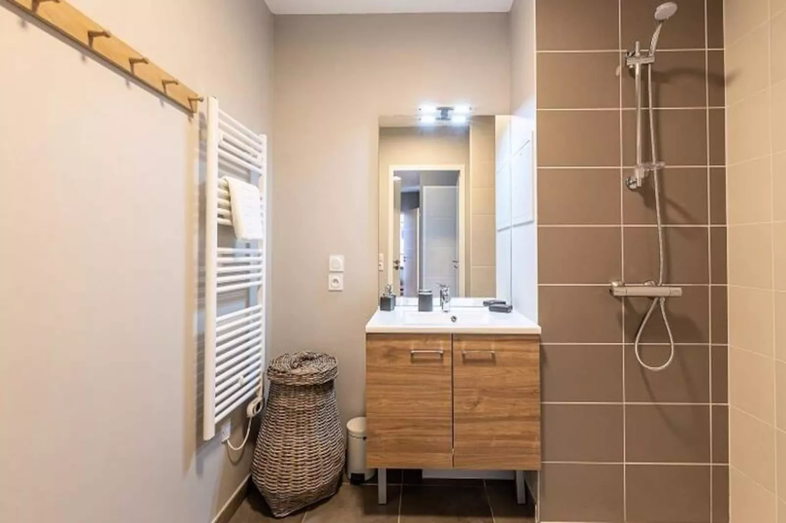 Résidence Lodges 1970-Niet-getagd