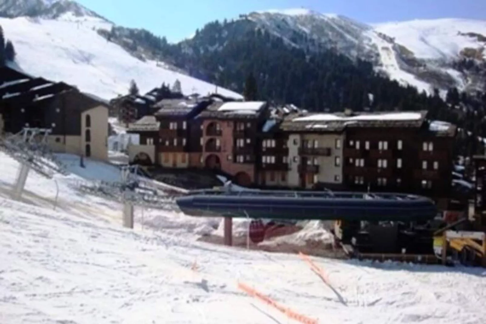 Résidence Pierrafort G-Niet-getagd