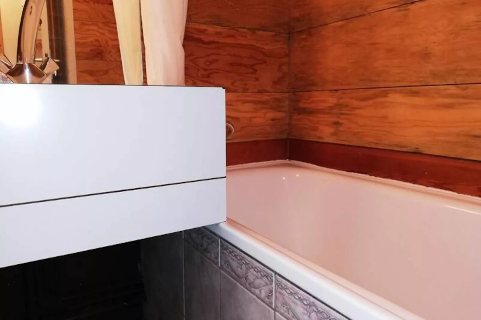 Résidence Gollet G-Niet-getagd