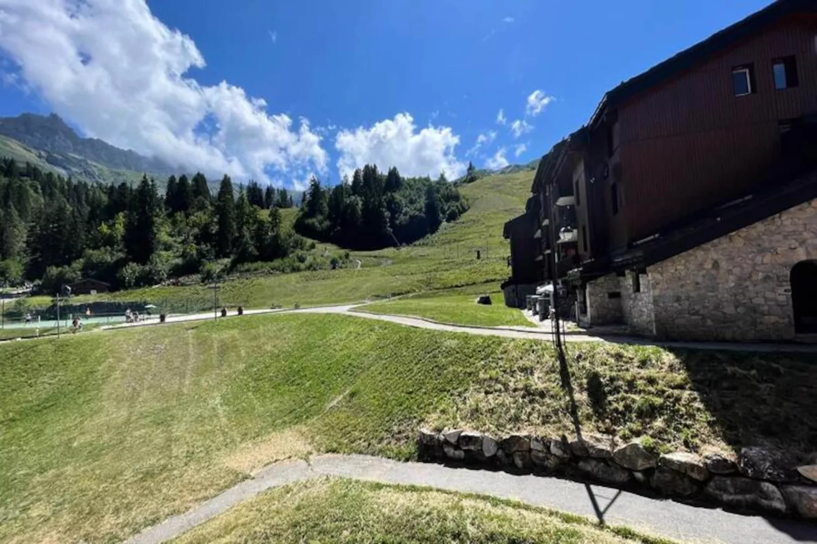 Résidence Roche Combe G-Niet-getagd