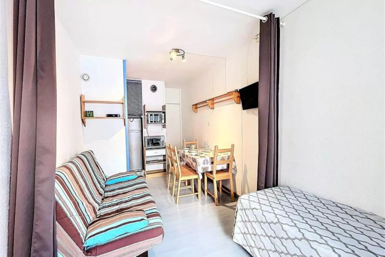 Résidence Cosmos-Niet-getagd