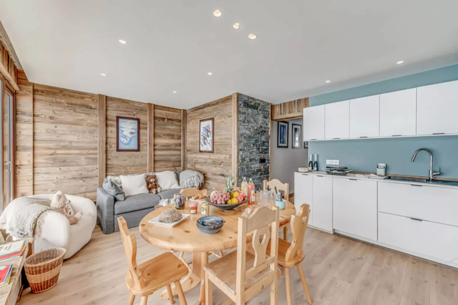 Résidence Cimes-Niet-getagd