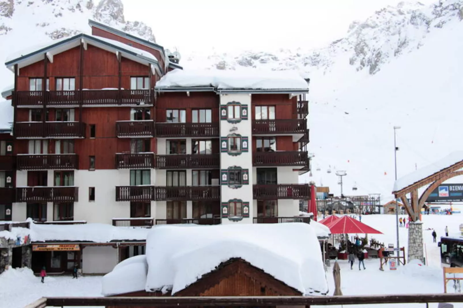 Résidence Rond Point Des Pistes C-Niet-getagd