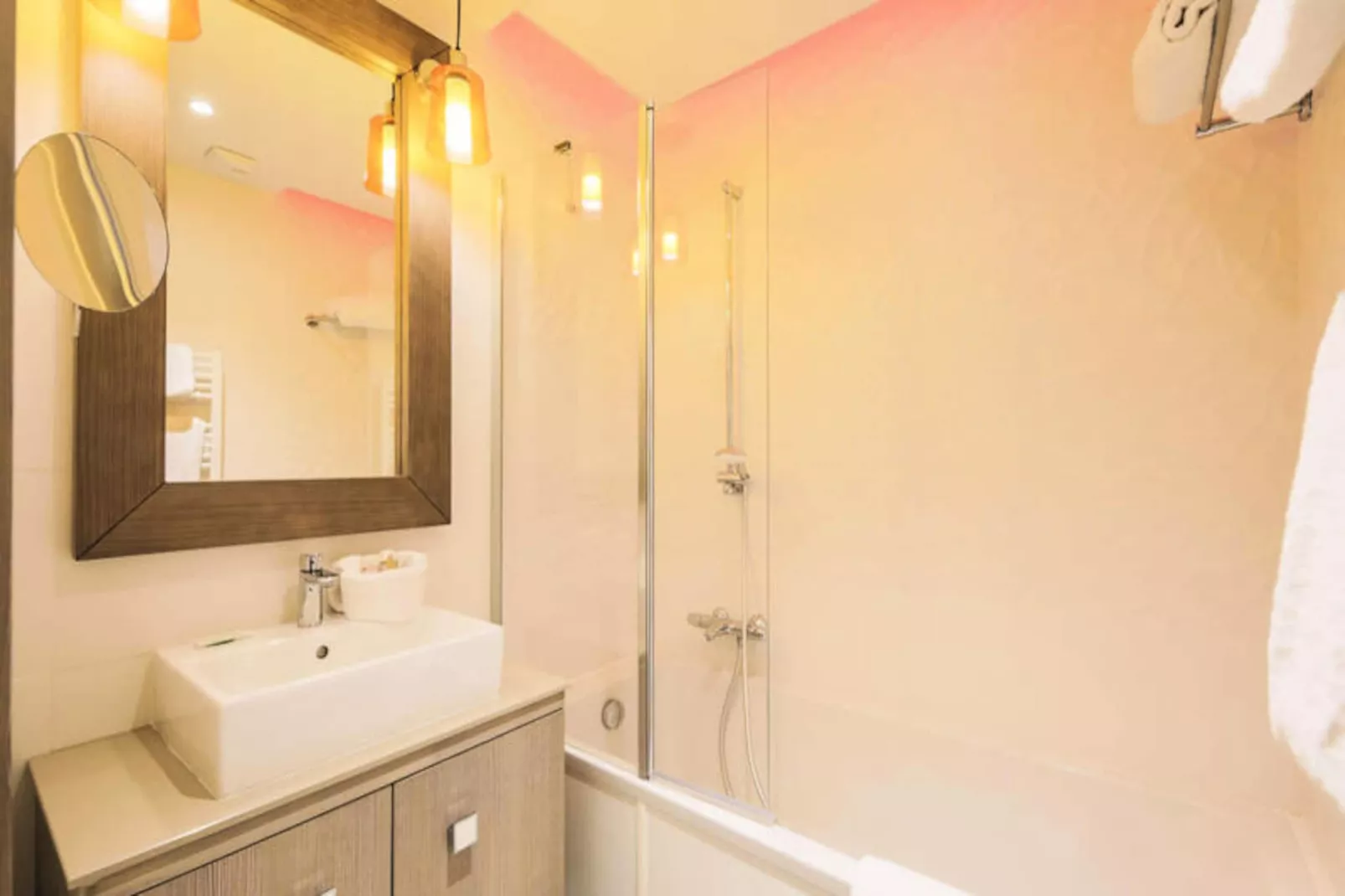 Résidence Premium L'Hévana - Niet-getagd