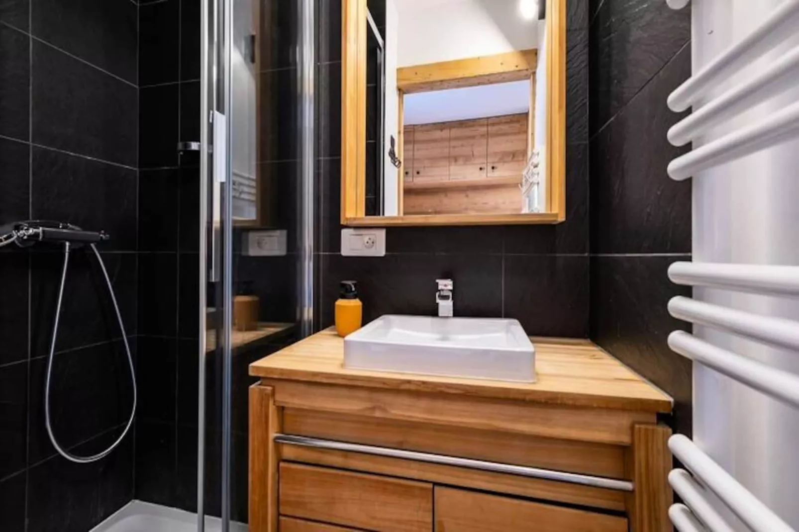 Résidence Erines-Niet-getagd