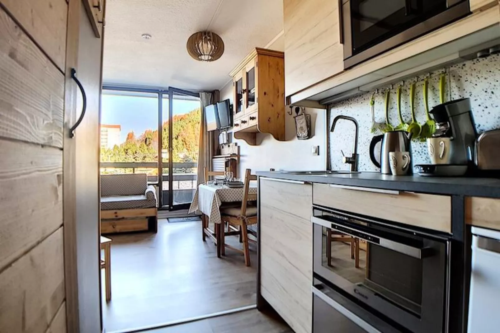 Résidence Chaviere-Niet-getagd