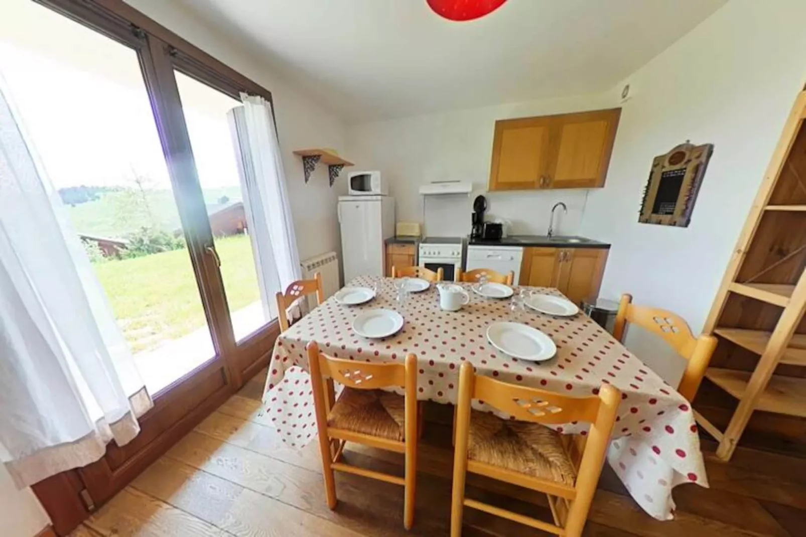 Résidence CÎmes-Niet-getagd