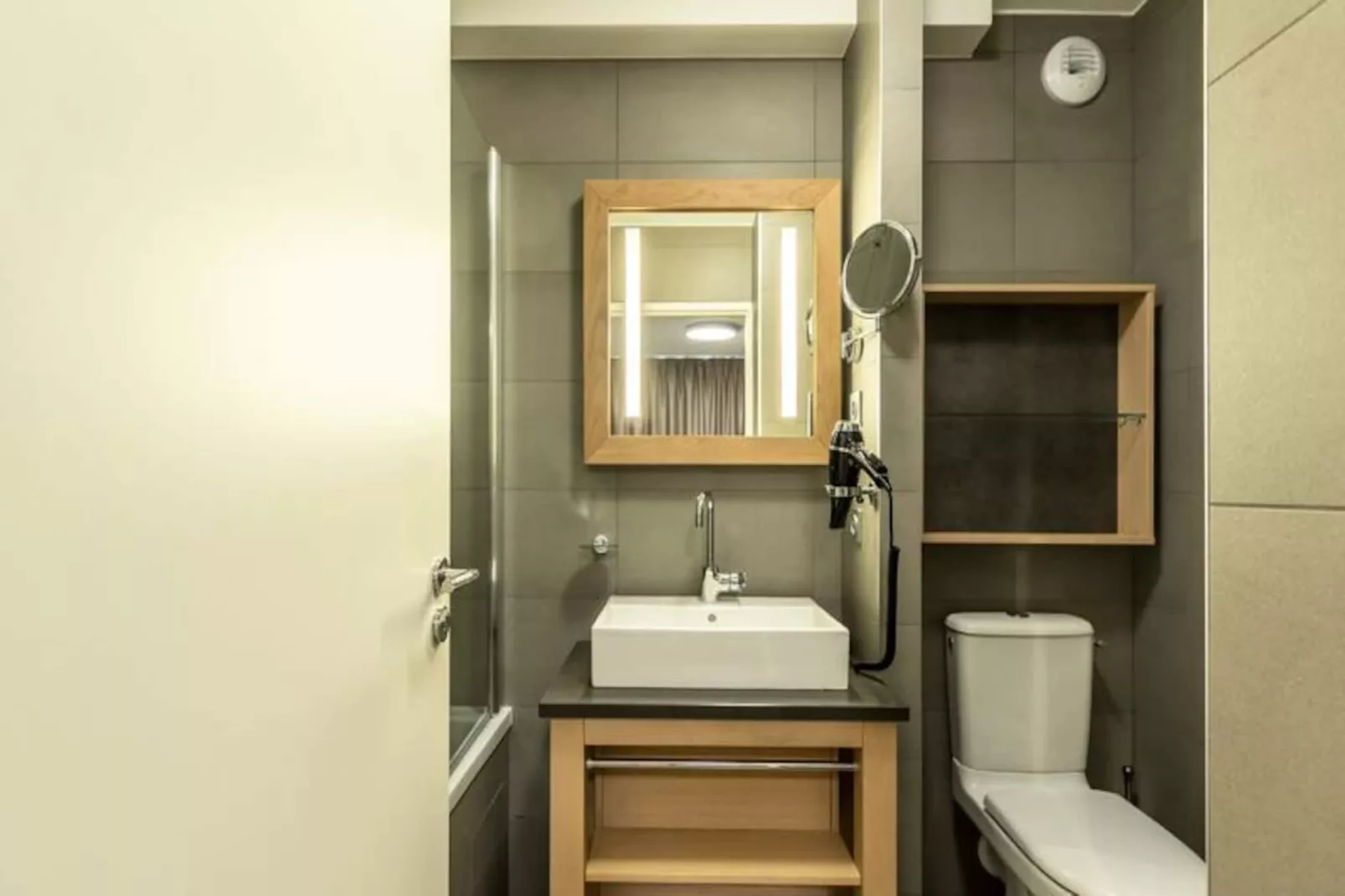 Résidence Les Monarques-Niet-getagd