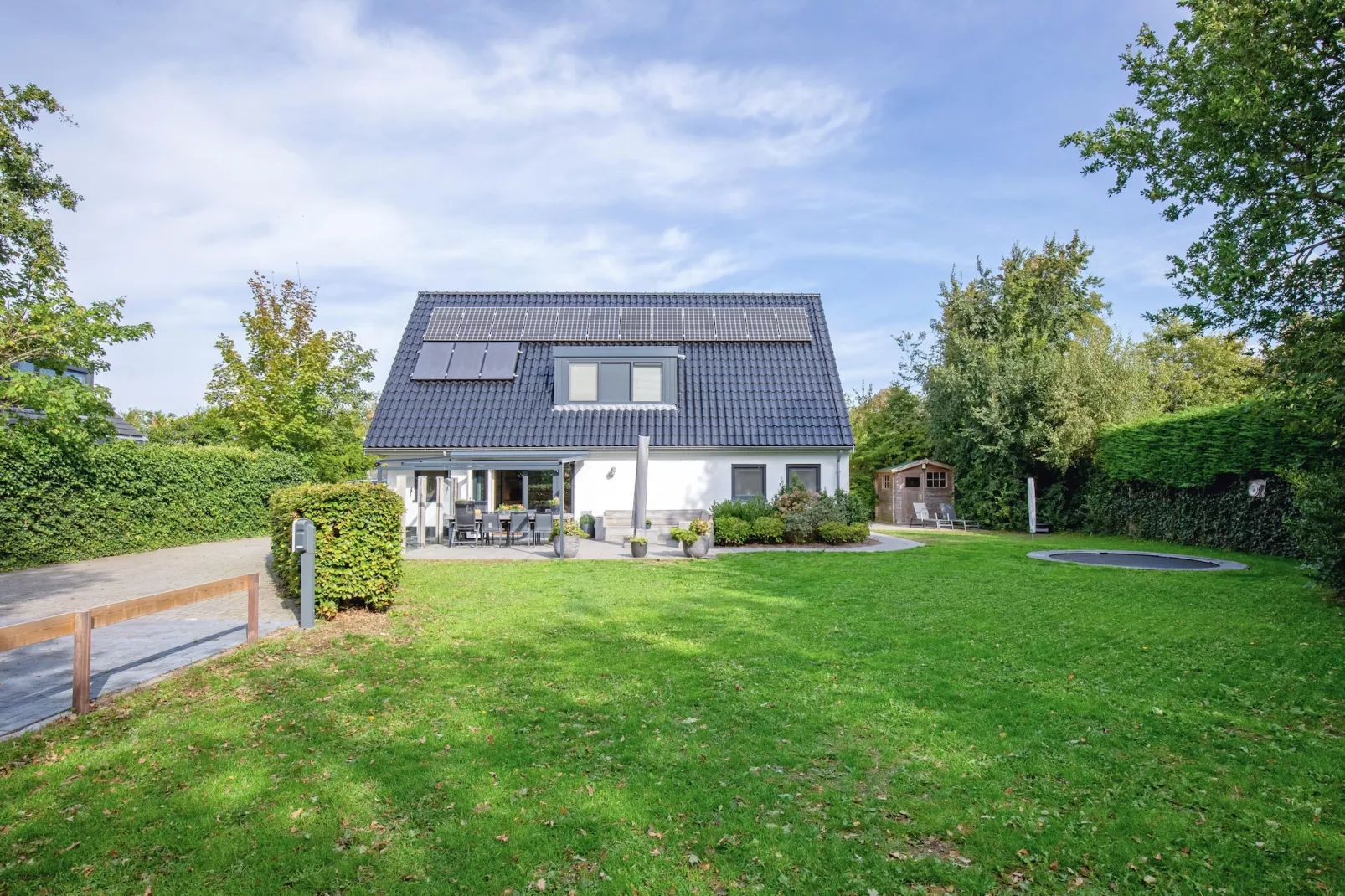 De Witte Parel-Buitenkant zomer