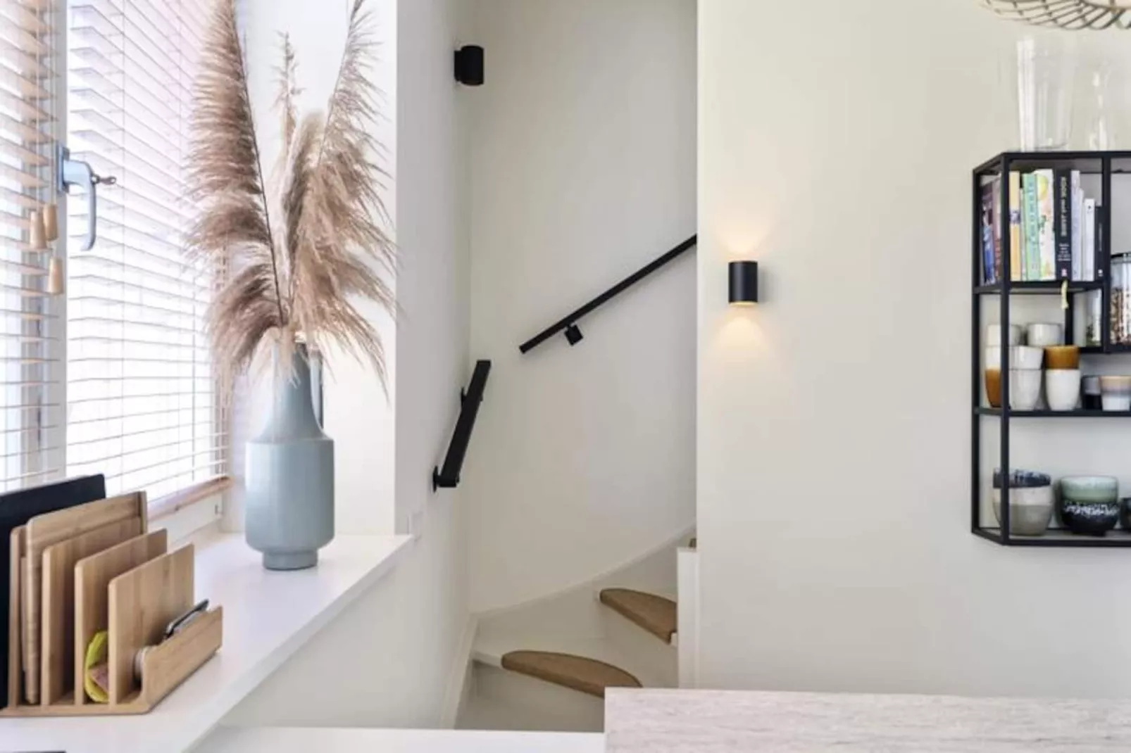 The Modern Burrow-Niet-getagd