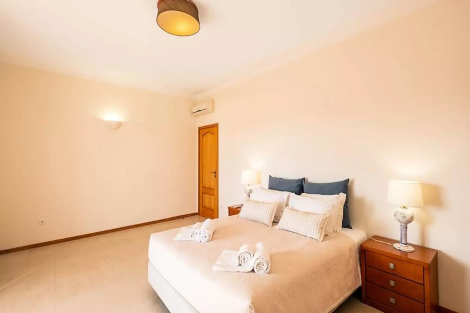 Maison à Guia-Niet-getagd