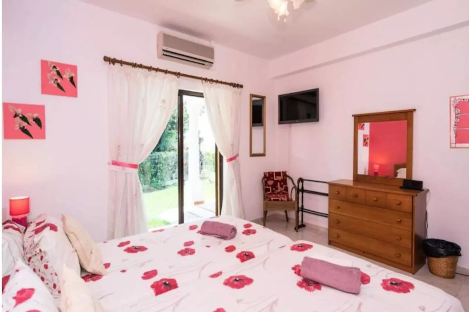 Villa Alegria Private Garden & Pool-Niet-getagd