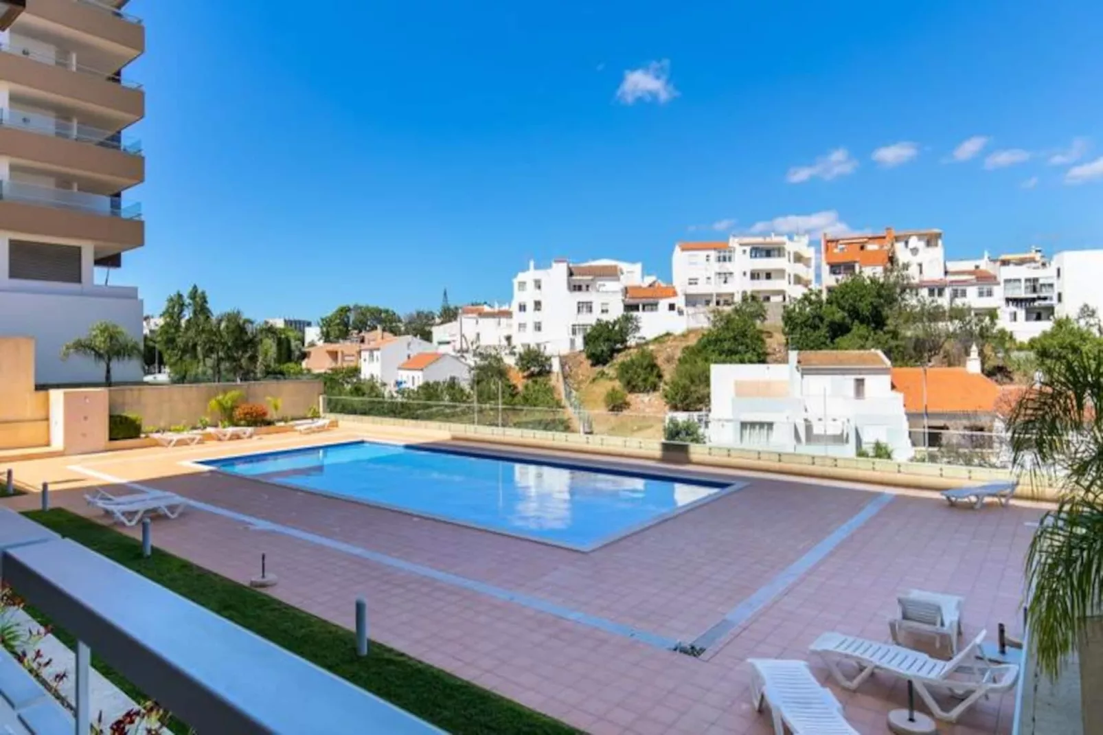 Apartment Henri-Niet-getagd