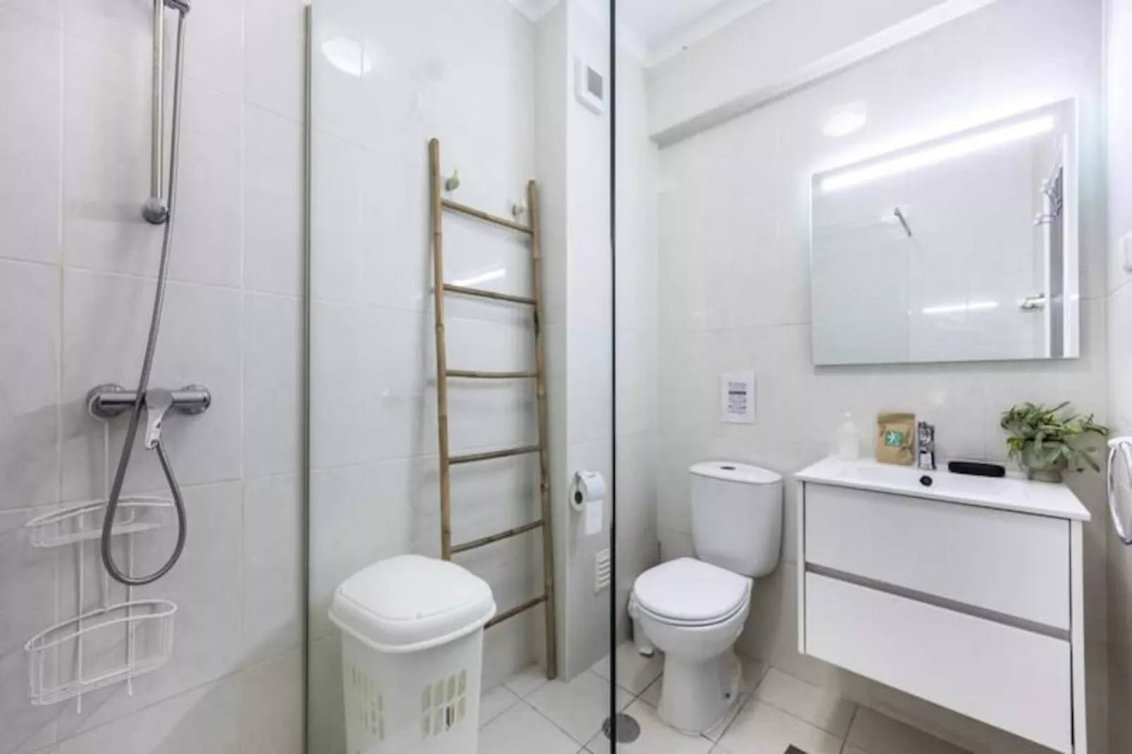 Condo Rénové Au Bord De La Piscine - Au Coeur De Carvoeiro !-Niet-getagd