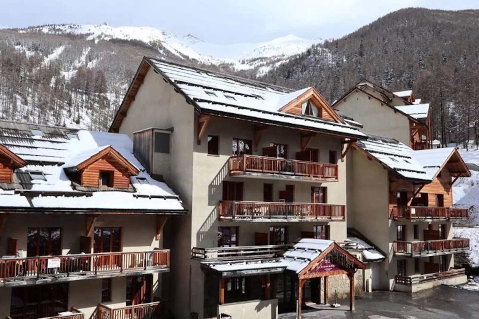 Résidence Les Terrasses Du Soleil D'or-Niet-getagd