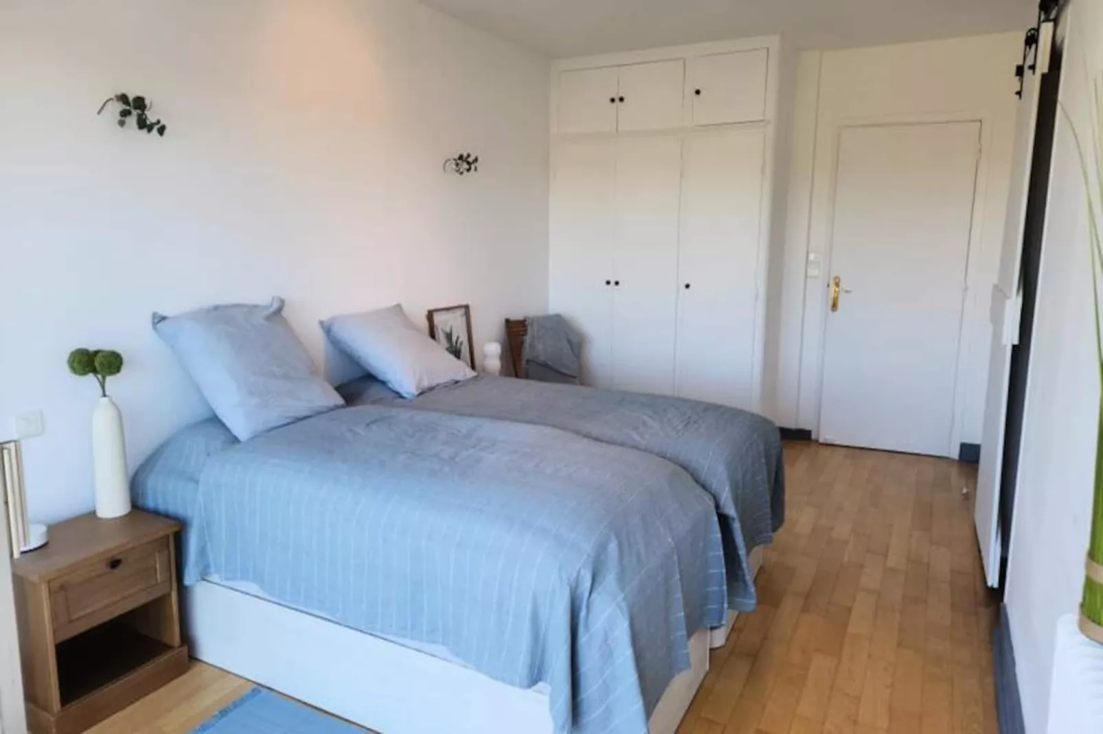 Résidence Le Valen&ccedil;ay : Magnifique 3 Pi&egrave;ces Avec Vue Mer D&eacute;gag&eacute;e-Niet-getagd