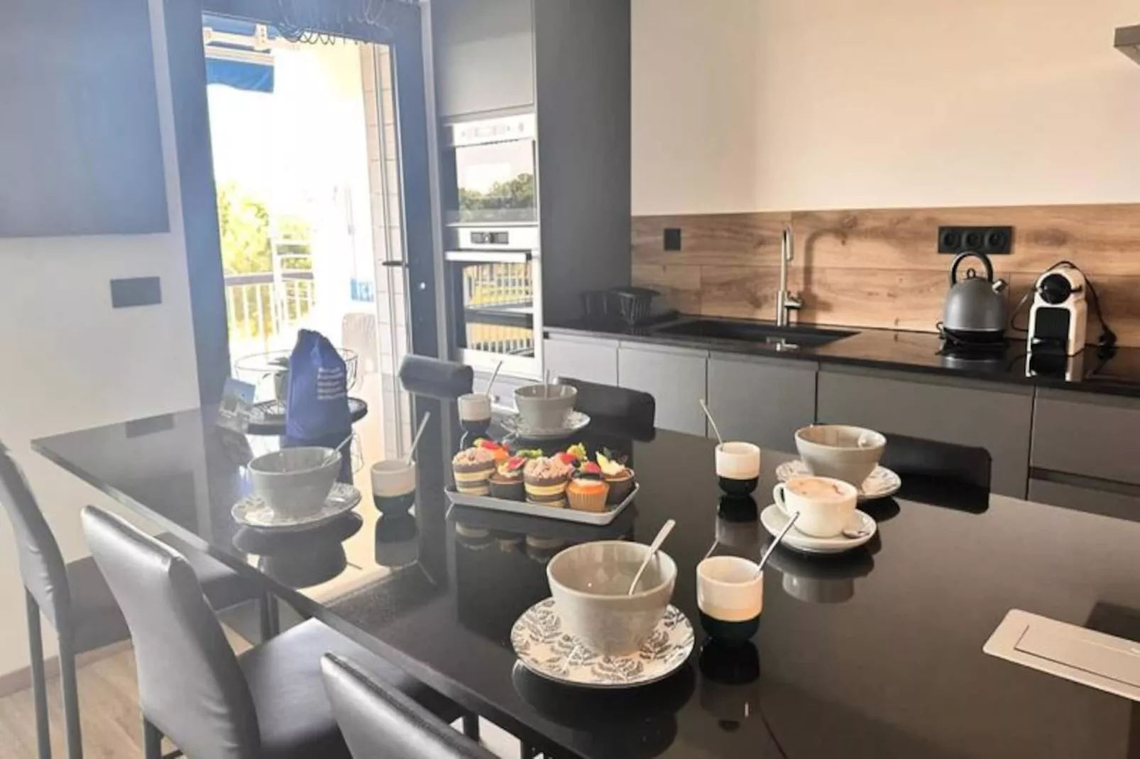 Résidence Le Mistral  Appartement Standing Avec Vue Mer Exceptionnelle En 1&egrave;re Ligne-Niet-getagd