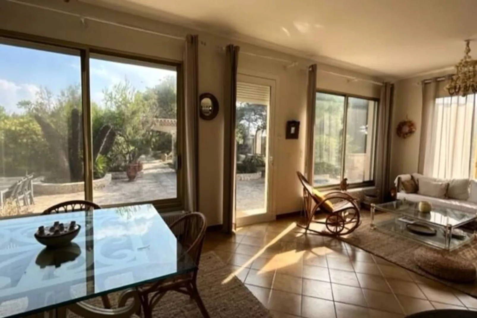 Villa Secret Du Jardin Face &agrave; La Mer-Niet-getagd