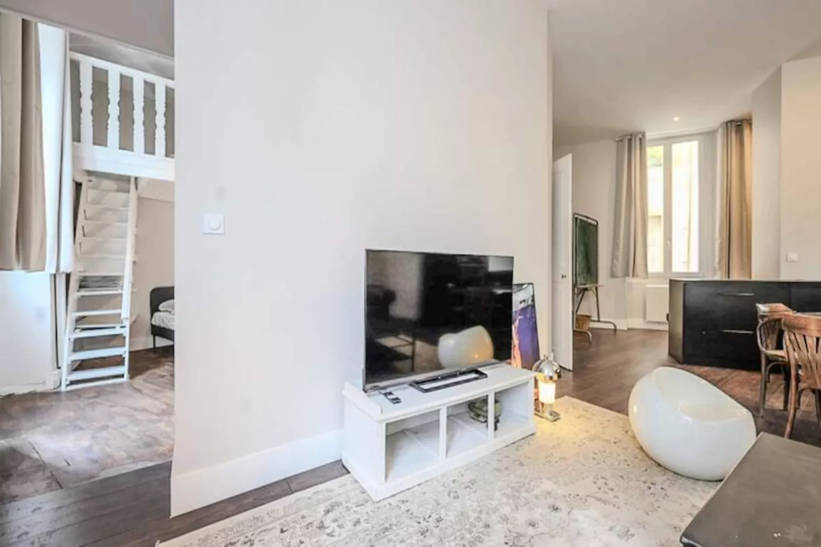 | Le Notre Dame 🎈 - Niet-getagd