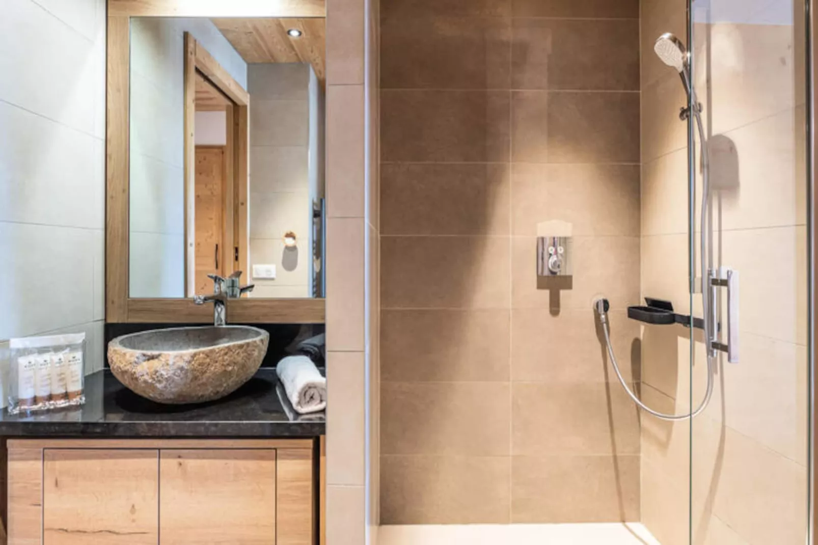 Résidence Les Gentianes-Niet-getagd