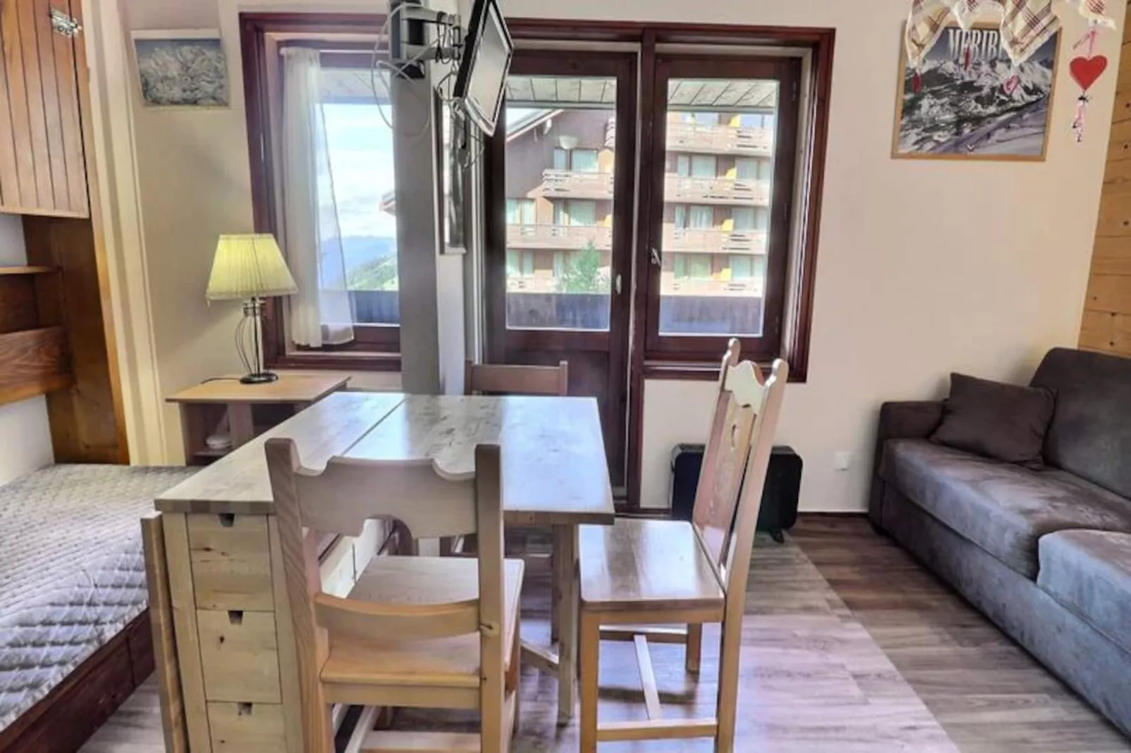 Résidence Grande Rosiere-Niet-getagd