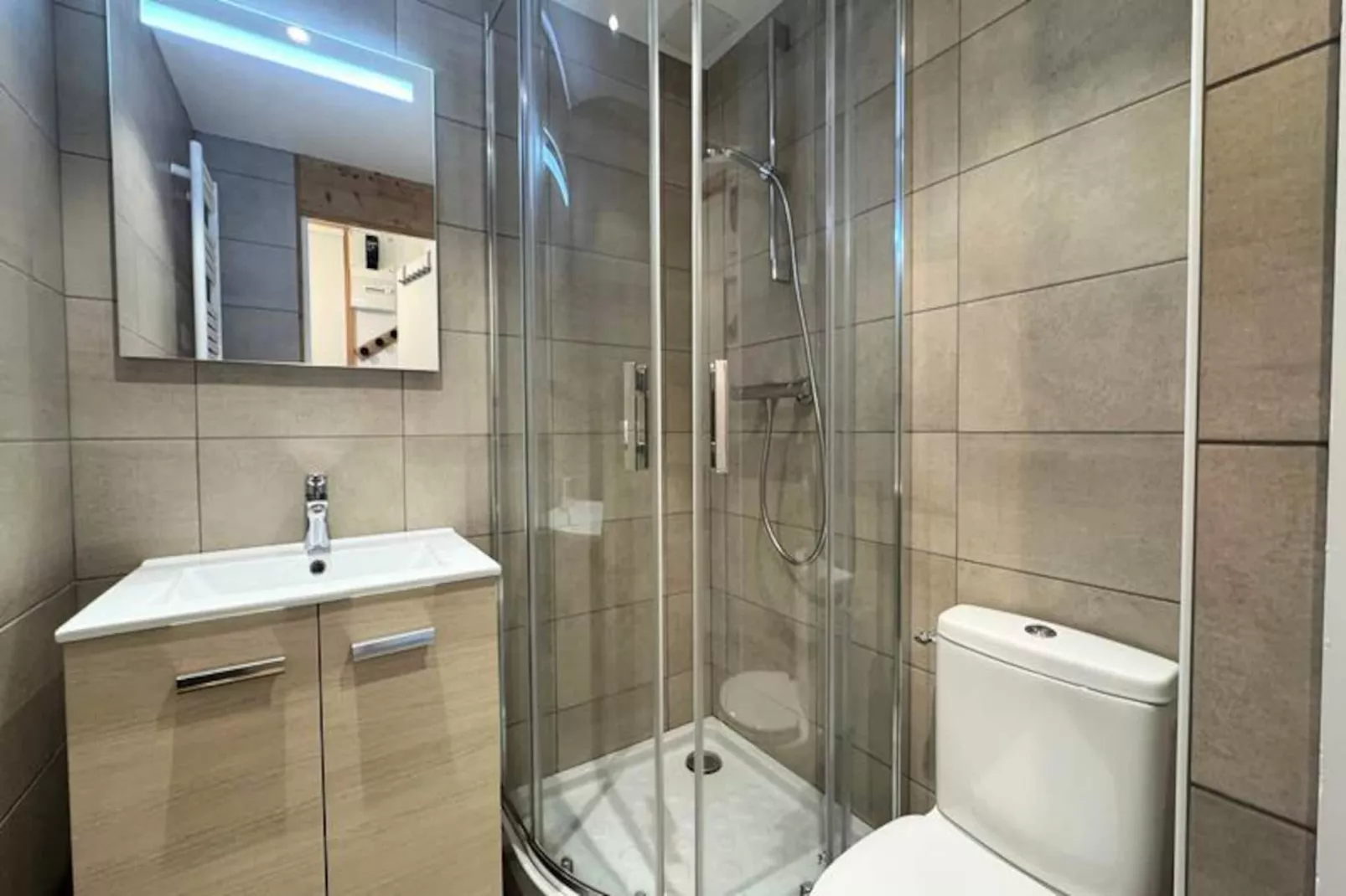 Résidence Caron-Niet-getagd