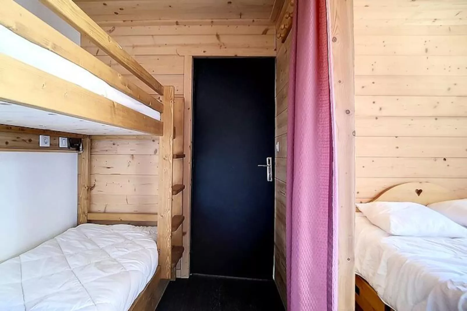 Résidence Les Lauzes-Niet-getagd