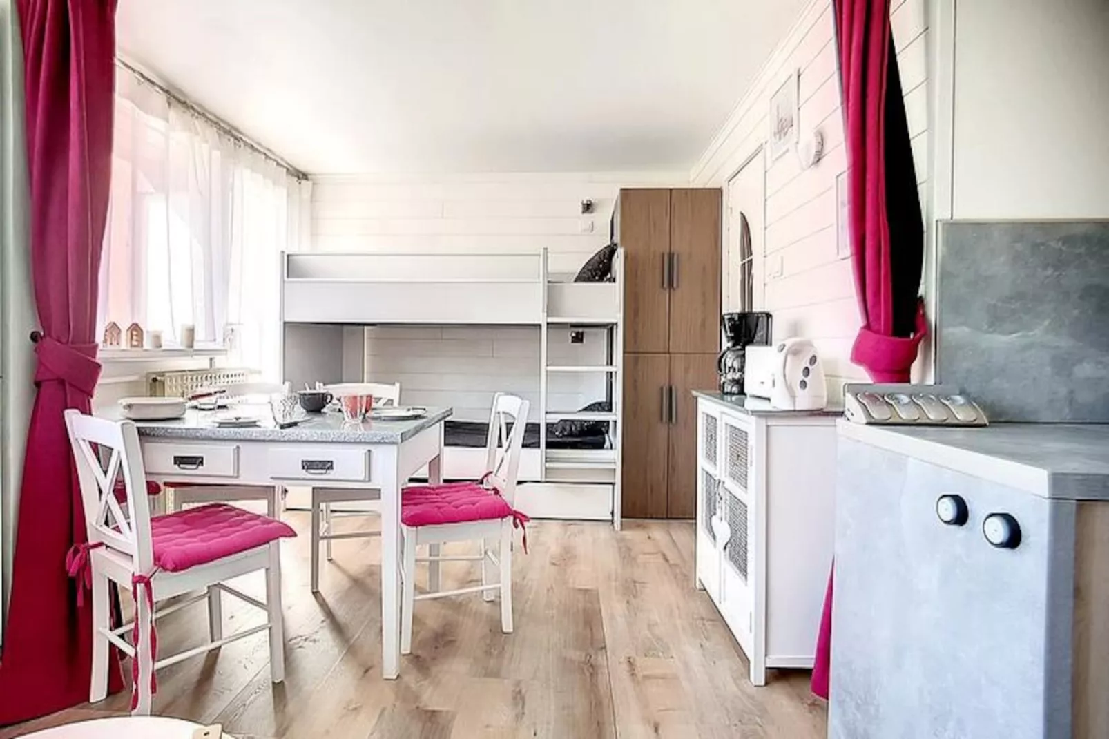 Résidence Les Lauzes-Niet-getagd